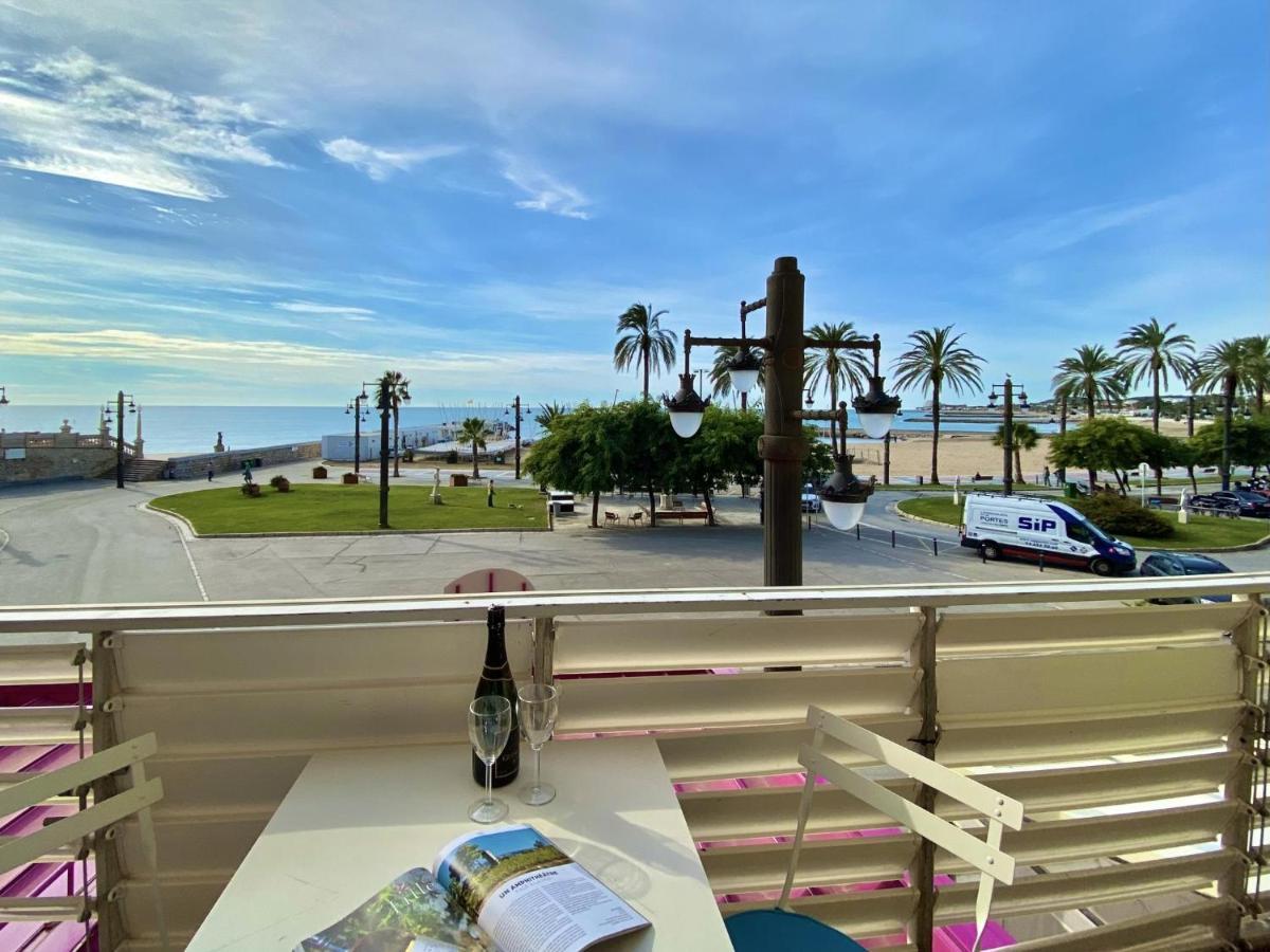 Casa Del Mar Apartment Ситжес Екстериор снимка