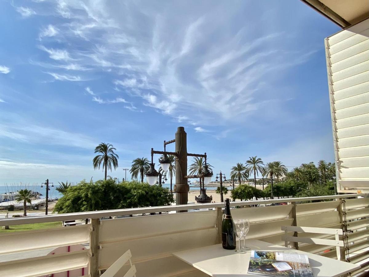 Casa Del Mar Apartment Ситжес Екстериор снимка
